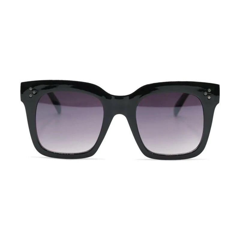 Black sunnies