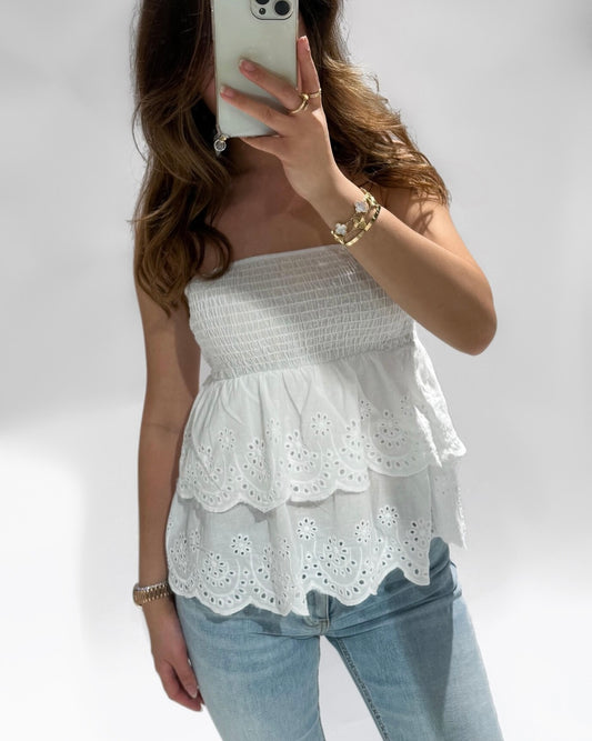 Broderie ruffle top white